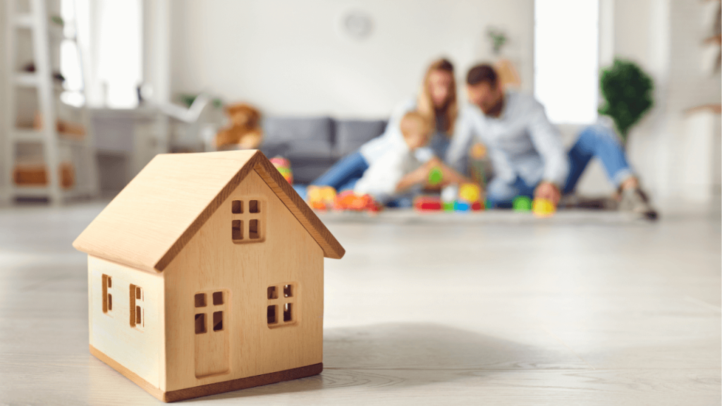 Miami Roof Insurance in 2025: Your Updated Guide to Claiming Hurricane Damage (Without Getting Denied!)